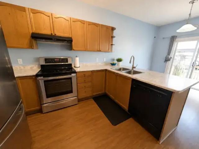 House 3 Bedroom For Rent Kingston ON 2795 ES104863815