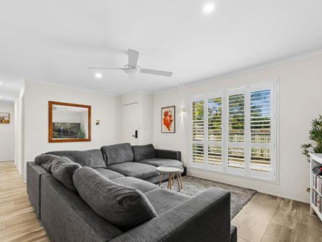 House 3 Bedroom For Rent KULUIN QLD ES105436881