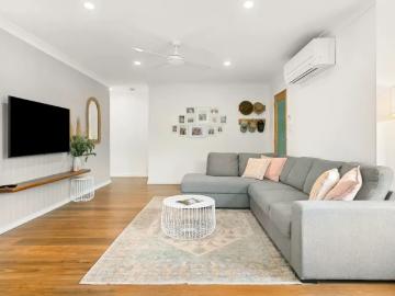 House 3 Bedroom For Rent Hobartville NSW ES102277773