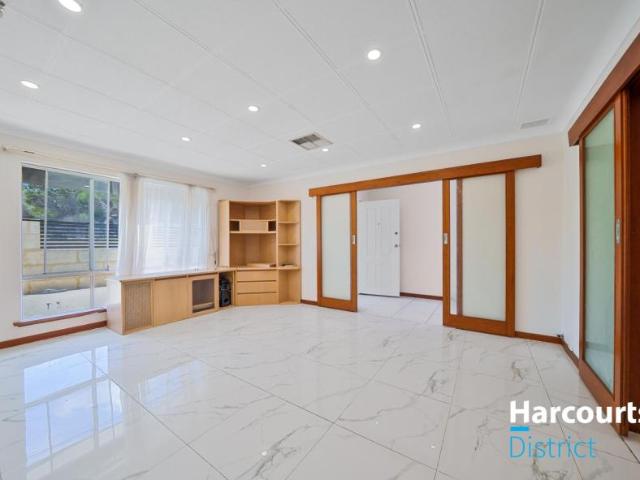 House 3 Bedroom For Rent HAMILTON HILL WA 780 ES106068492