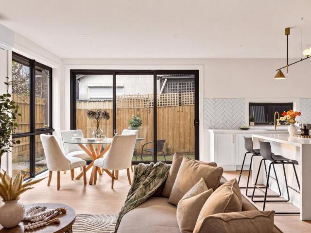 House 3 Bedroom For Rent Heidelberg West VIC ES105825873