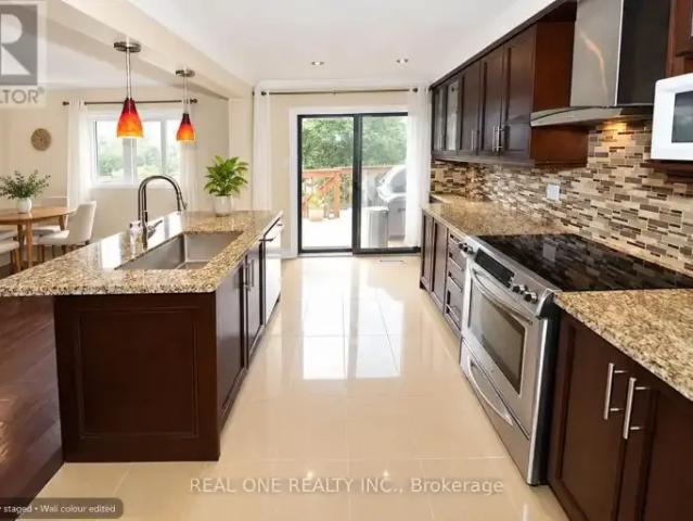 House 3 Bedroom For Rent Oakville ON 3900 ES105565575