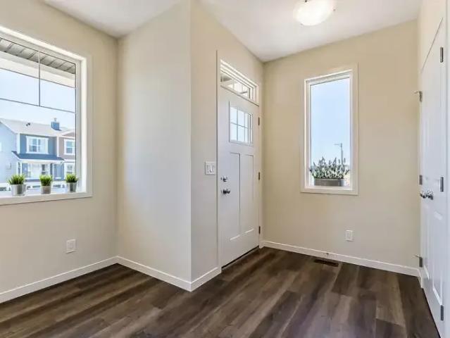 House 3 Bedroom For Rent Okotoks AB 2050 ELS104991491