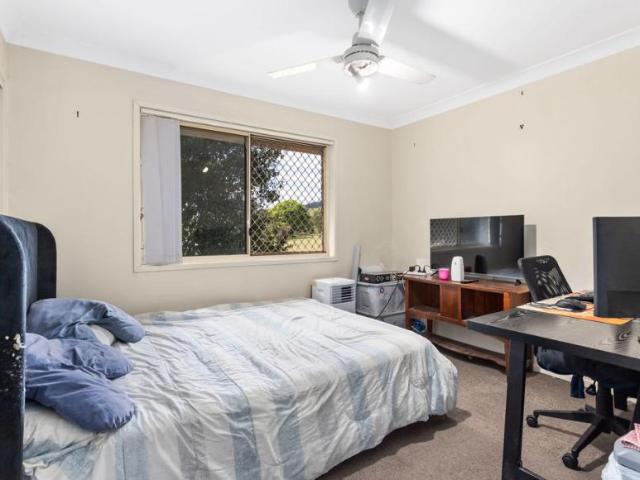 House 3 Bedroom For Rent Lowood QLD ES101473304