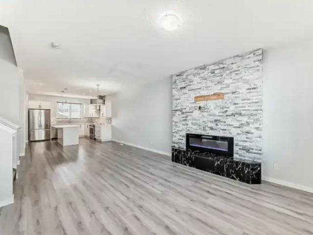 House 3 Bedroom For Rent Leduc AB 2500 ES105135517