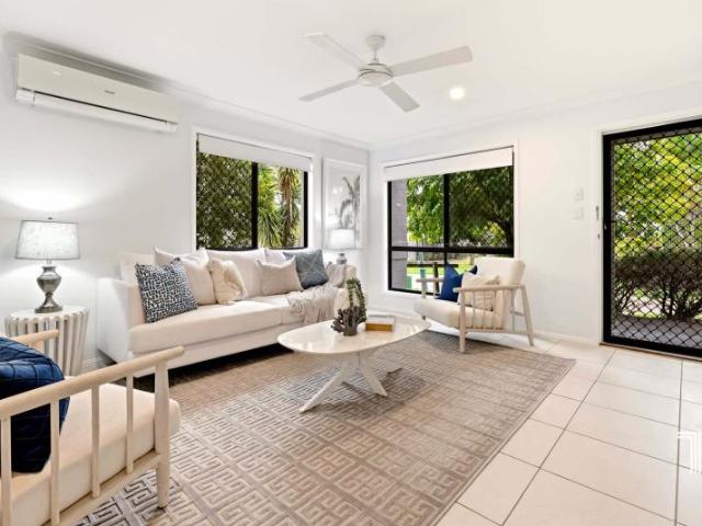House 3 Bedroom For Rent Manly West QLD ES105252326