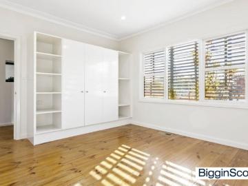 House 3 Bedroom For Rent Melton South VIC ES101581168