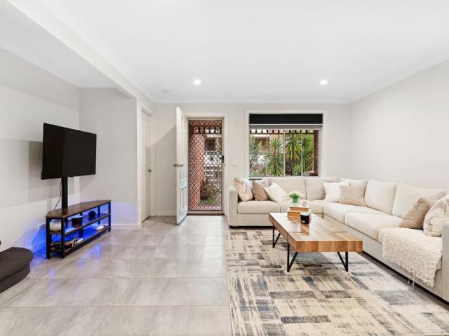 House 3 Bedroom For Rent Menai, NSW ES104537730