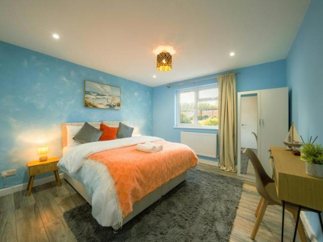 House 3 Bedroom For Rent Milton Keynes Milton Keynes 3999 ES105048716