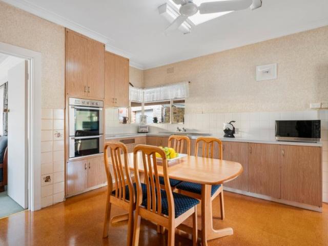 House 3 Bedroom For Rent Murrumbeena VIC 1550000 ES105825850