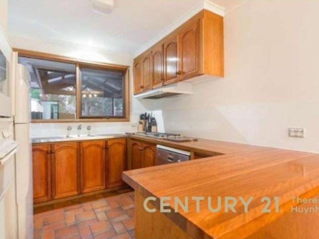 House 3 Bedroom For Rent Narre Warren, ES102759529