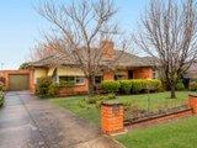 House 3 Bedroom For Rent Niddrie VIC ES105011998