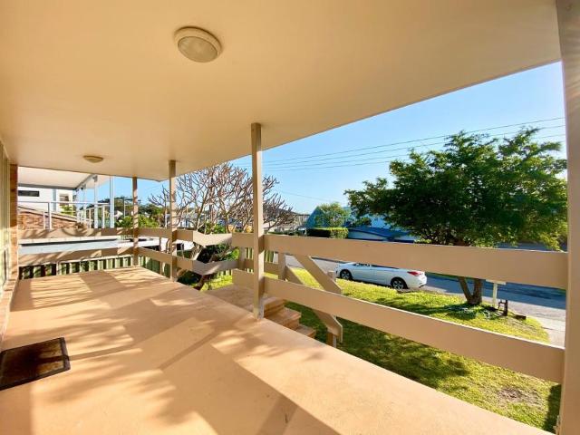 House 3 Bedroom For Rent SOLDIERS POINT NSW 800 ES105971358