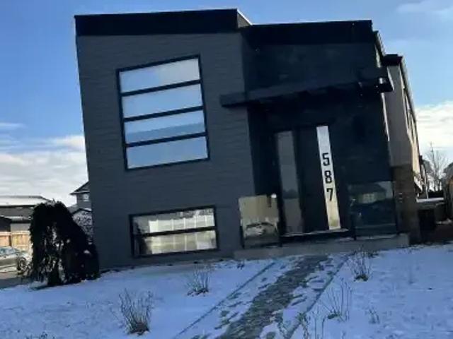 House 3 Bedroom For Rent Saskatoon SK 2350 ES105505849