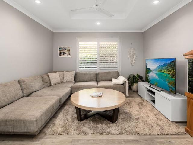 House 3 Bedroom For Rent Sippy Downs QLD 670 ES103326524