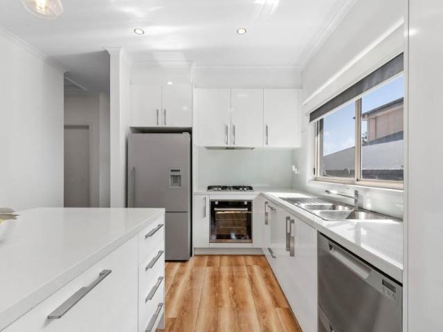 House 3 Bedroom For Rent Sunbury VIC 510 ES105584522