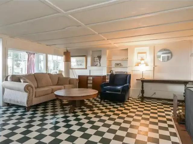 House 3 Bedroom For Rent Surrey BC 2800 ES104957749