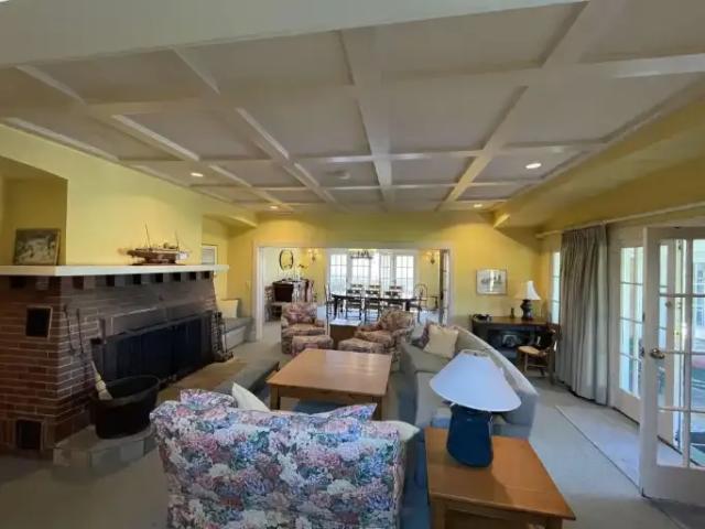 House 3 Bedroom For Rent Surrey BC 2995 ES104972937