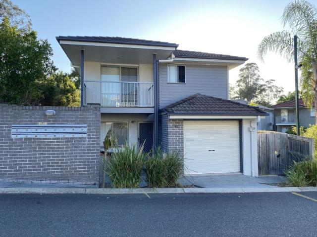 House 3 Bedroom For Rent PETRIE QLD ES104954739