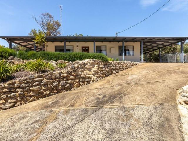 House 3 Bedroom For Rent Preston Beach WA ES106074761