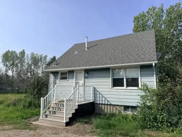 House 3 Bedroom For Rent Rocky View County AB 1750 ES104940725