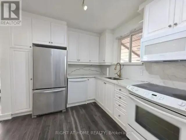 House 3 Bedroom For Rent Richmond Hill ON 2750 ES105643430