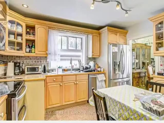 House 3 Bedroom For Rent Richmond Hill ON 2950 ELS105004959