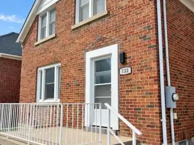 House 3 Bedroom For Rent Waterloo ON 2500 ES105623742