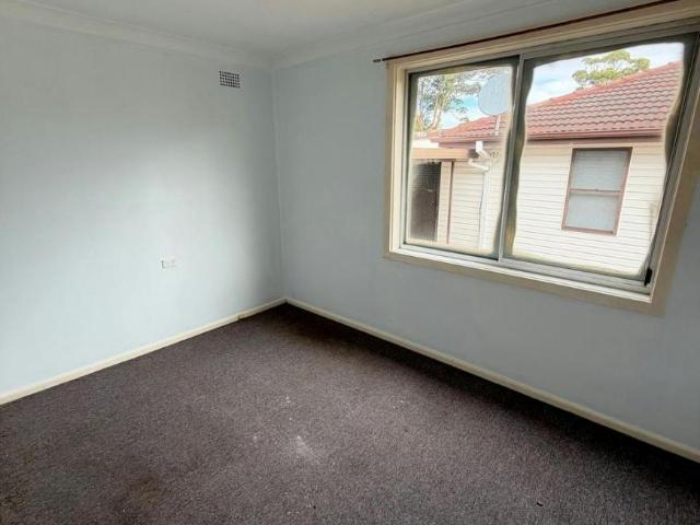 House 3 Bedroom For Rent Warilla NSW 650 ES105943095