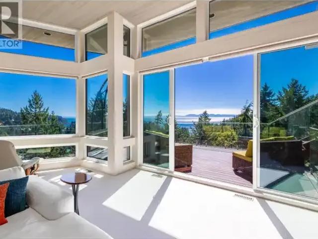 House 3 Bedroom For Rent West Vancouver BC 10900 ES104000286