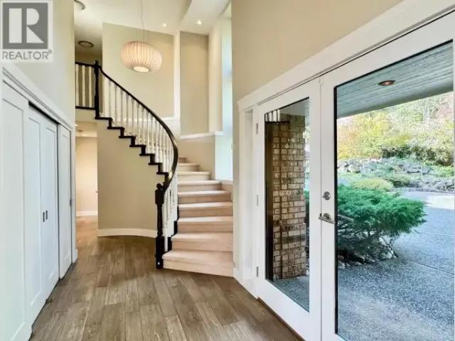 House 3 Bedroom For Rent West Vancouver BC 6800 ES106134787
