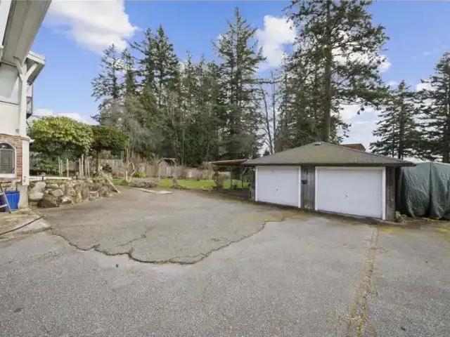 House 3 Bedroom For Rent White Rock BC 3300 ES105048012