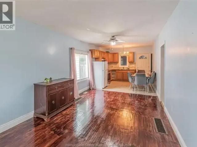 House 3 Bedroom For Rent Windsor ON 1490 ES104888913