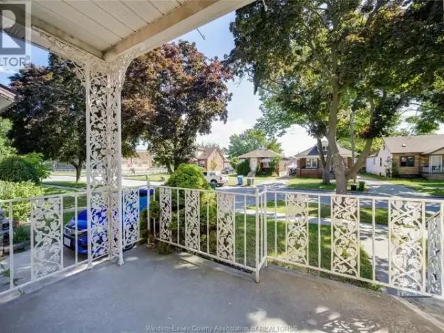 House 3 Bedroom For Rent Windsor ON 1675 ES104598414