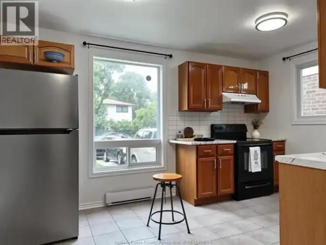 House 3 Bedroom For Rent Windsor ON 1980 ES105327218