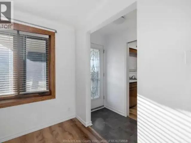 House 3 Bedroom For Rent Windsor ON 2500 ES105378472