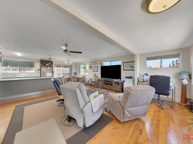 House 3 Bedroom For Rent TANNUM SANDS QLD ES105944806