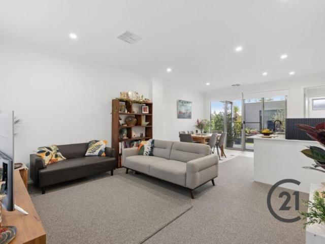 House 3 Bedroom For Rent Taperoo, SA ES105362174