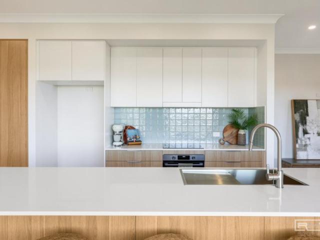 House 3 Bedroom For Rent Taranganba QLD ES102524884