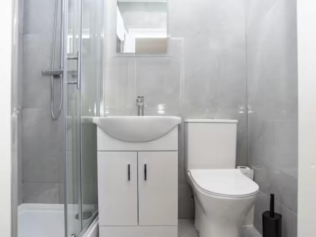 House 3 Bedroom For Rent Telford Telford 3200 ES97009806