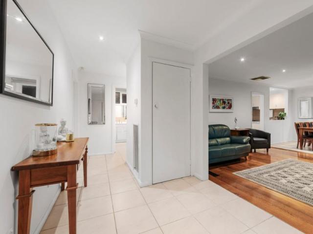 House 3 Bedroom For Rent Templestowe VIC 730 ES105863090