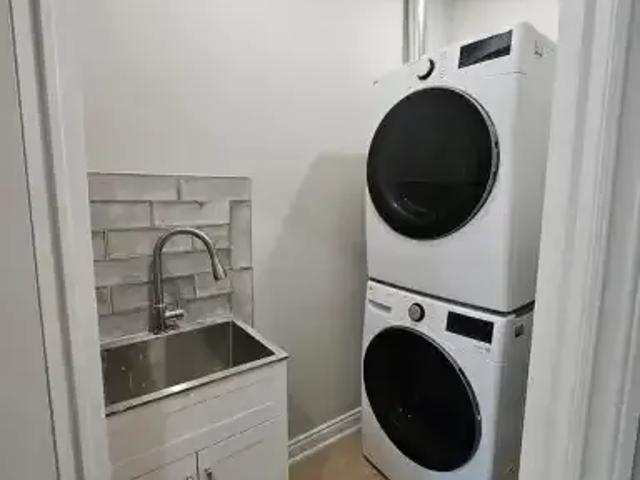 House 3 Bedroom For Rent Vaughan ON 2200 ELS103594536