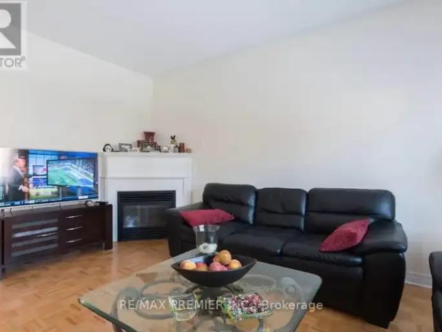 House 3 Bedroom For Rent Vaughan ON 3700 ES105360076