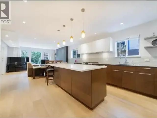 House 3 Bedroom For Rent Vancouver BC 4800 ES104711690