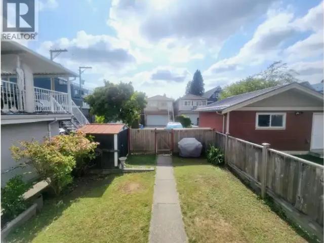 House 3 Bedroom For Rent Vancouver BC 4850 ES105420807