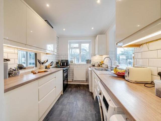 House 3 Bedroom For Sale Caterham Surrey 450000 ES100503442