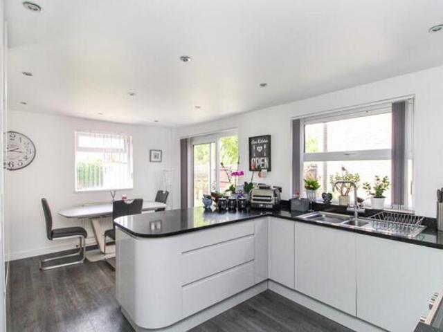 House 3 Bedroom For Sale Crawley Hampshire 530000 ES101931743