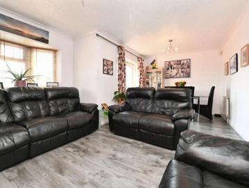 House 3 Bedroom For Sale Basildon Essex 365000 ES101674666