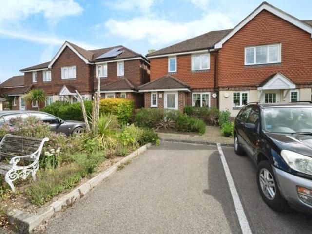 House 3 Bedroom For Sale Godalming Surrey 500000 ES101678705