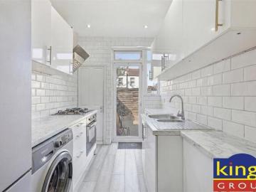 House 3 Bedroom For Sale Enfield Greater London 500000 ES101676434